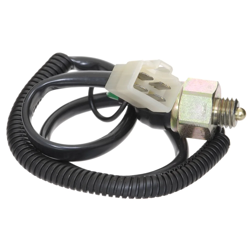 Takavalo- ja jarruvalo-**kontakti**, 636171