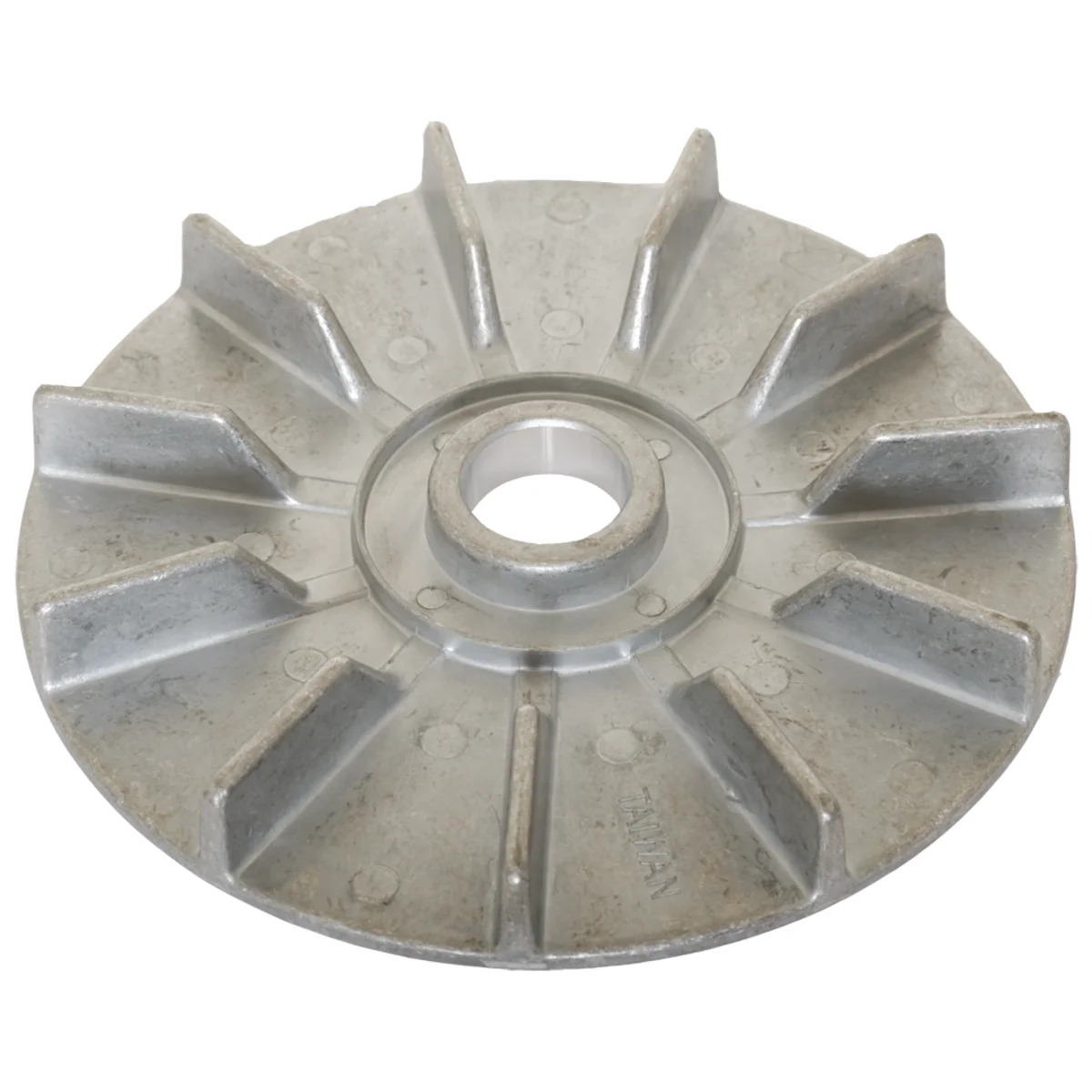 Tuulettimen siivikko 21/22SI näkyy.