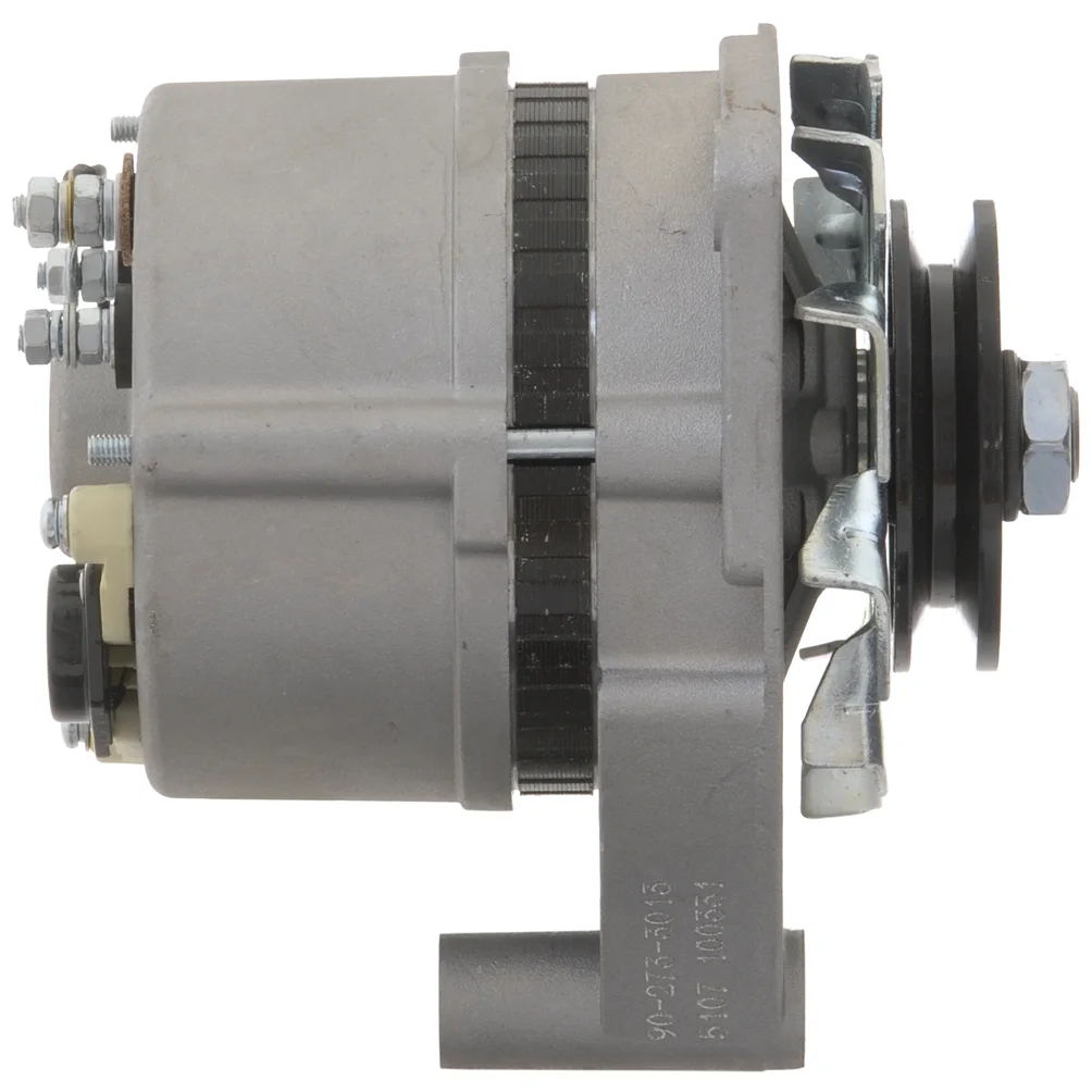 Deutz/Case Laturi 12V-33A
