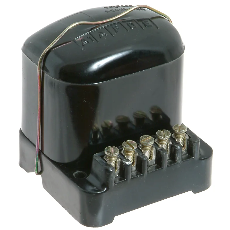 Jännitteen säätimen LU NCB 100, 14V-22A