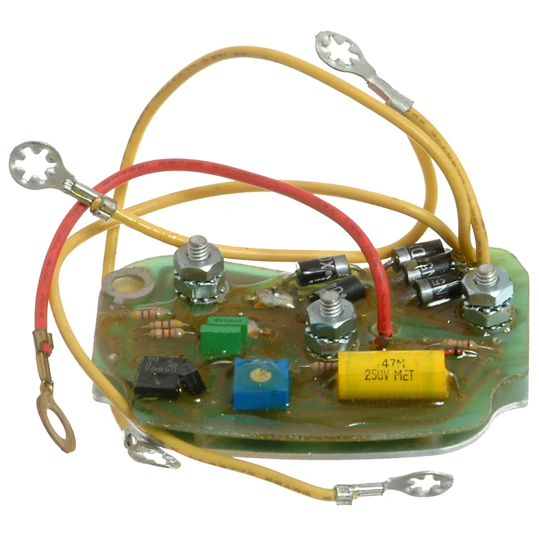 Jännitteensäädin DR 1892817, 14V oikealle