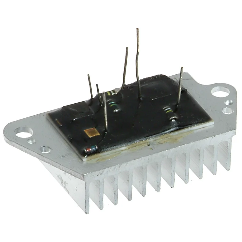 Korjaussarja Jännitteensäädin VR-8556