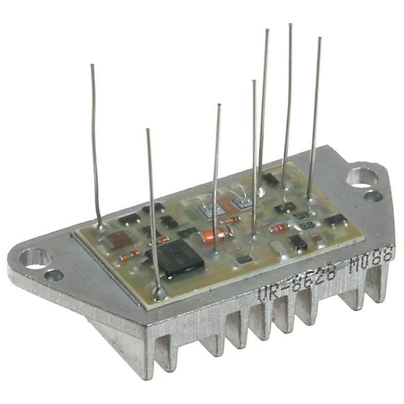 Korjaussarja Jännitteensäädin VR-8528