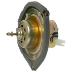 Kaasulaitteen tuuletin Nissan Pick-up