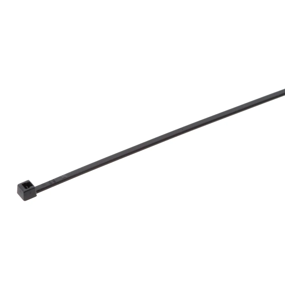 Musta holkkirengas 135x2,5 mm, 100 kpl