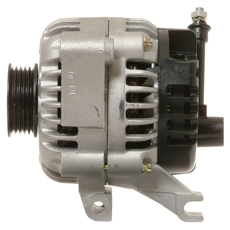 GM Laturi 12V-105A