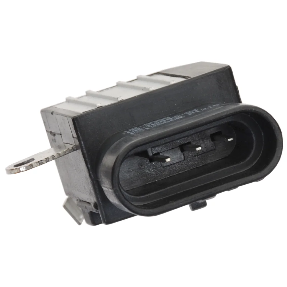 Jännitteensäädin ND 126600-0030